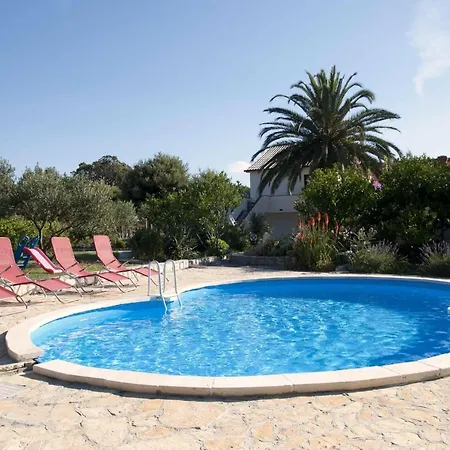 Family Friendly With A Swimming Pool Mundanije, Rab - 5075 Mundanije